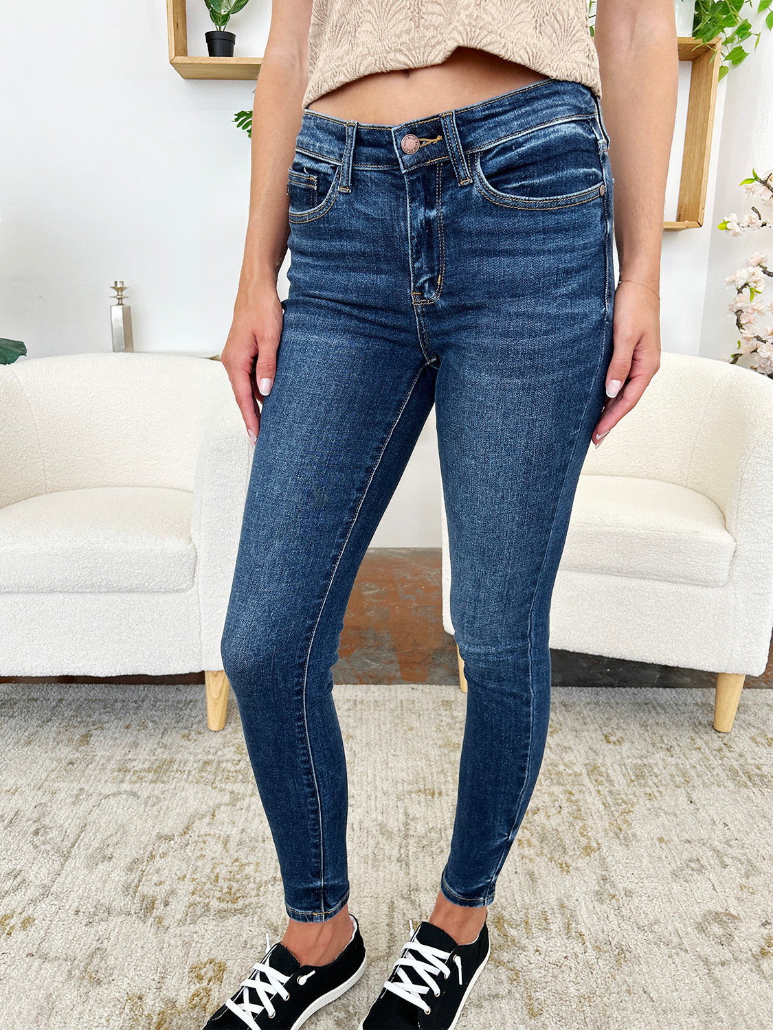 Judy Blue Full Size Classic Handsand Skinny Jeans - Judy Blue Jeans Boutique